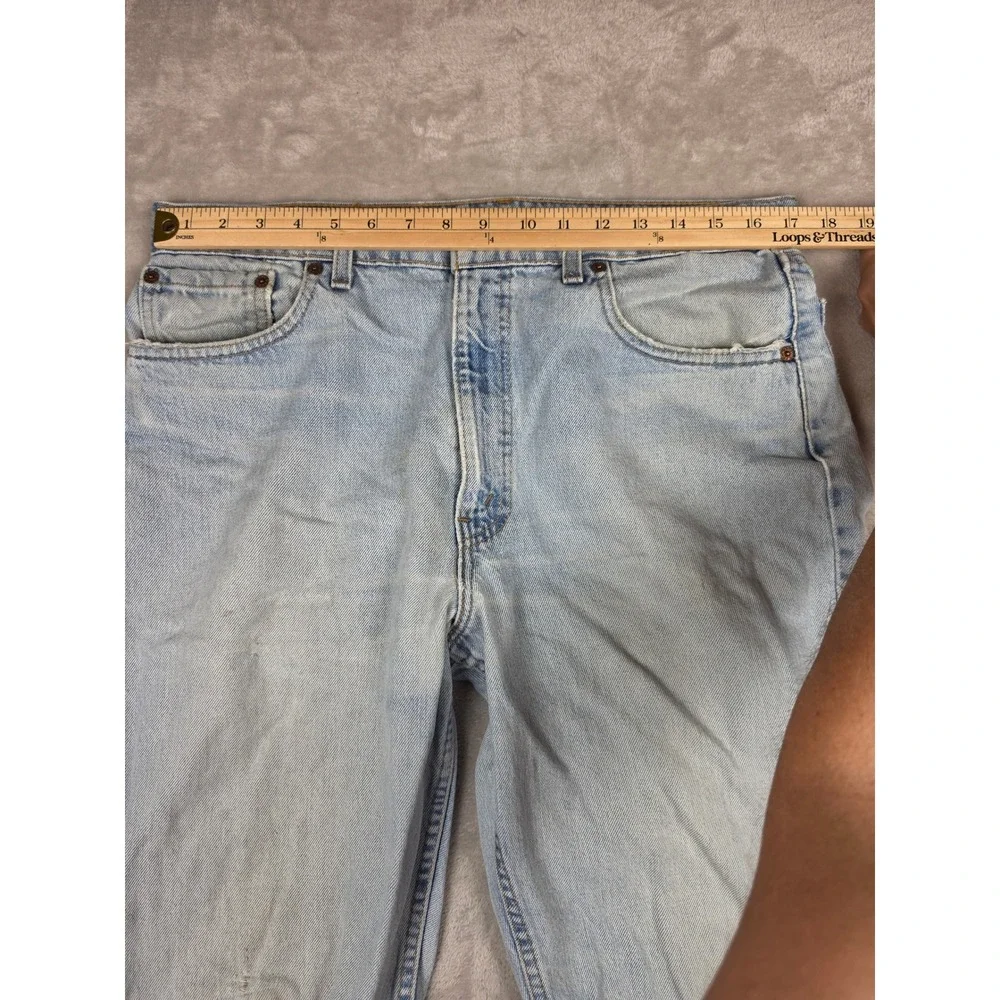 Vintage Levi's 550 Relaxed Jeans Mens 36x32 Fit 34x32 Distressed Made in USA 90s
